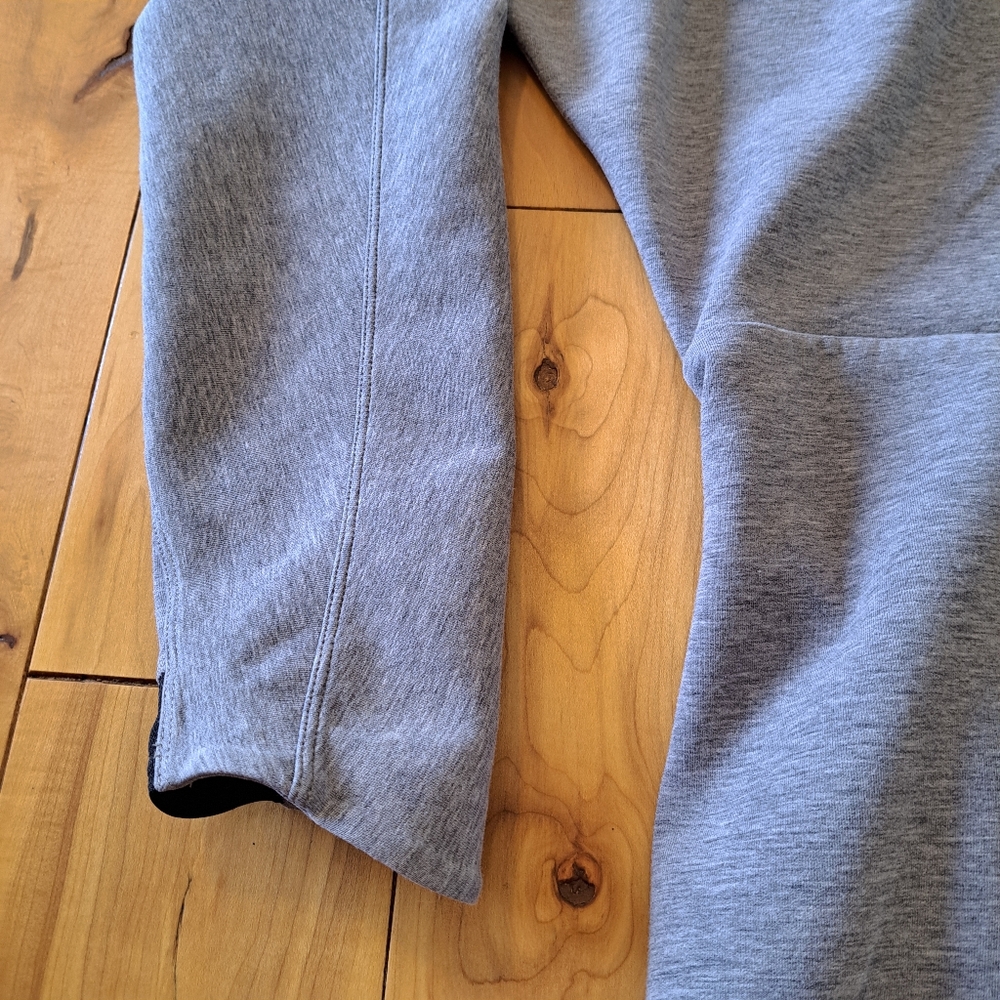 ATHLETA Athletic Full-Zip Long Sleeve CYA Yoga Hoodie Heather Gray Small - Picture 15 of 16